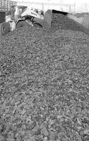 咸陽市人民政府推動煤炭產業轉型升級，賦能區域經濟高質量發展